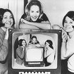 Visiter le groupe La télé dans le salon