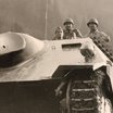 Visiter le groupe Notre armée, ses engins et son matériel