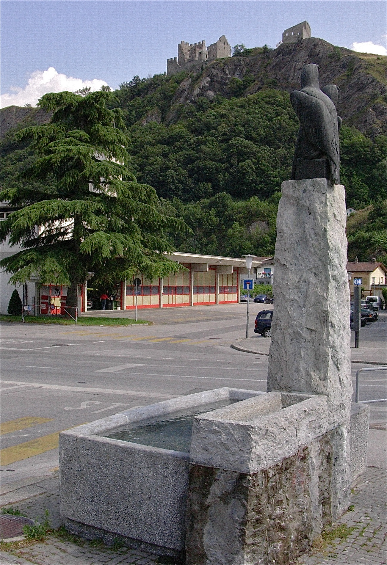 bassin en pierre sion